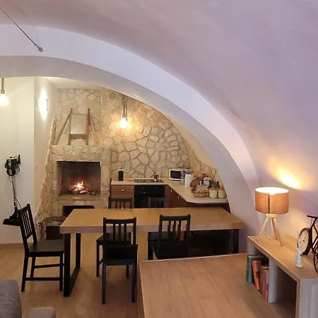 La Finestra Su Terme Apartment